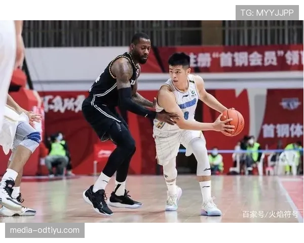 详解篮球规则控球权定义及球队控制球权归属的判定标准